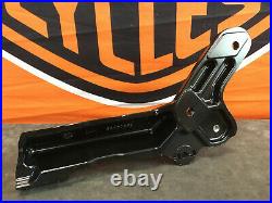 Harley Davidson AUSPUFFHALTER SOFTAIL FLFB FAT BOY FXBR BREAKOUT M8 65500063