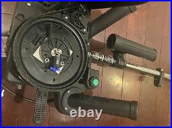 Scotty 1116 Electric Fishing Downrigger Dual Rod Holders Barely Used