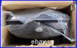 Thule Cast Away Fishing Rod Carrier Roof Rack #885, Locking, Holds 4 Rods, New